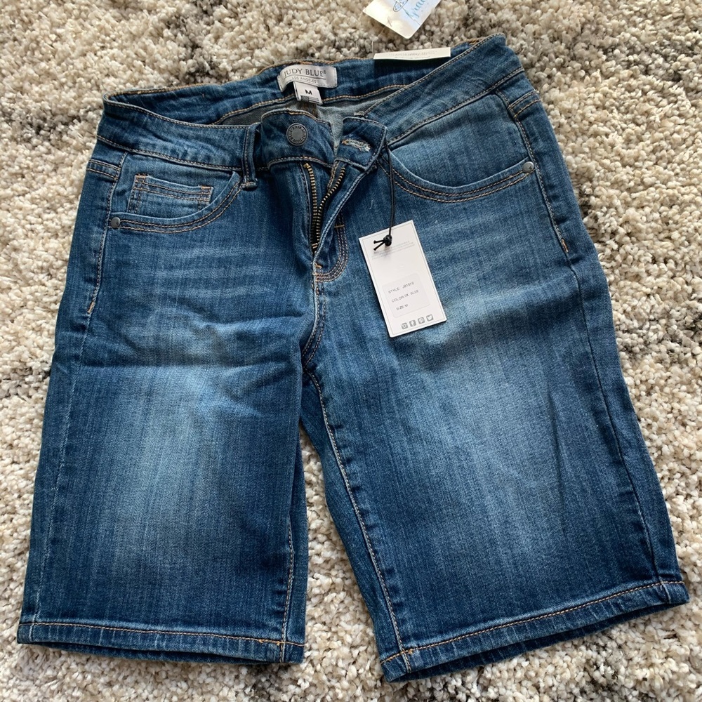 NWT Judy blues Bermuda shorts
